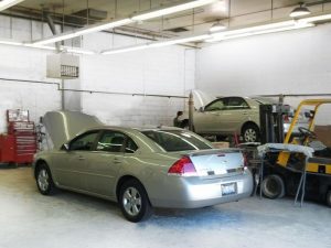 auto body repair lansing inside shop